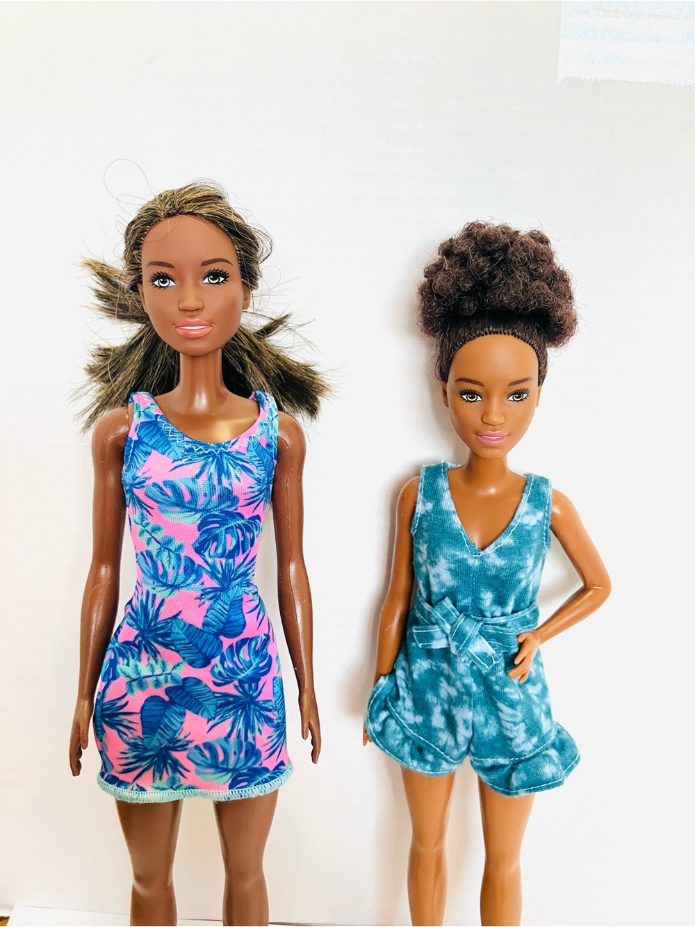 Barbie AA Fashion Dolls Lot(2) Incomplete Read